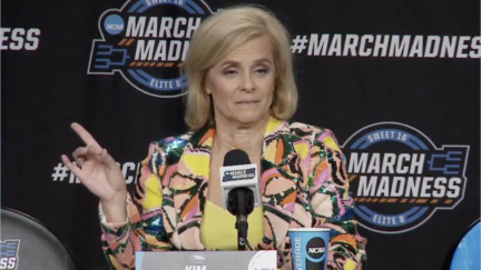 Kim Mulkey calls out LA Times report